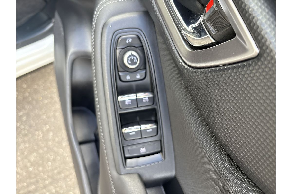 2023 Subaru Forester Hybrid L S5