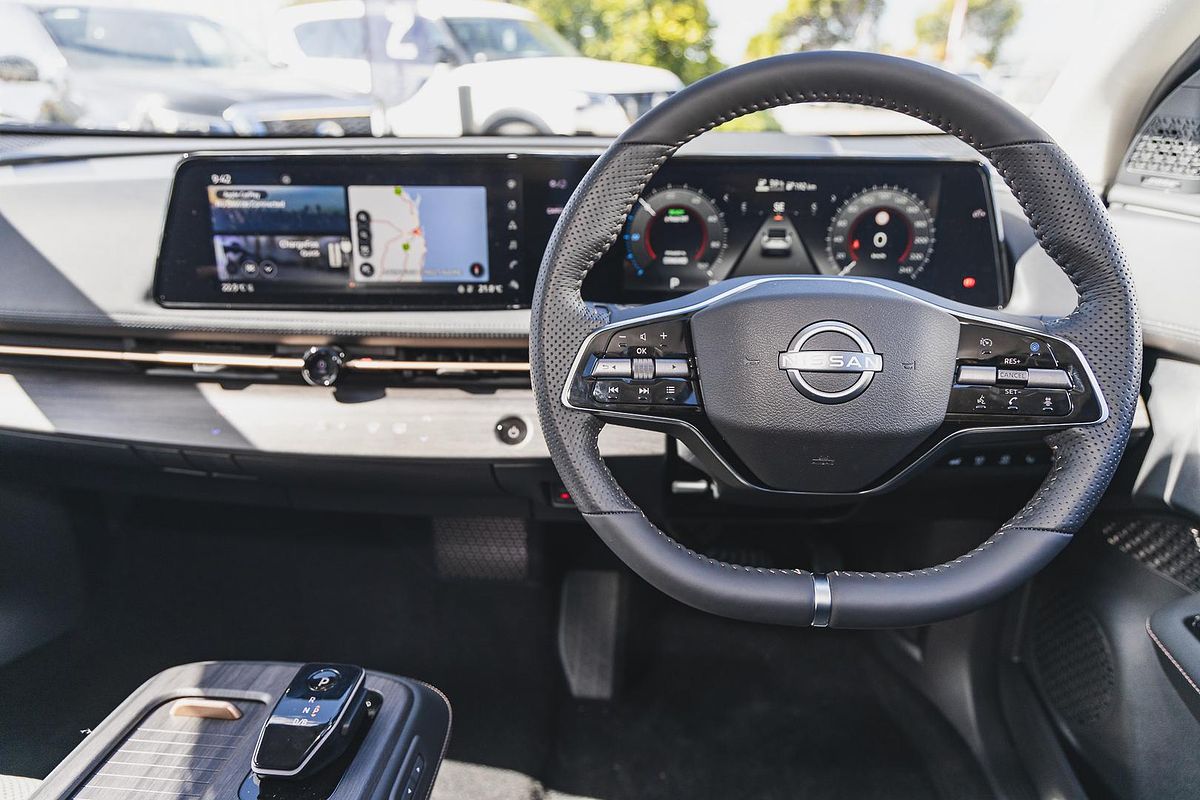 2025 Nissan Ariya Advance FE0