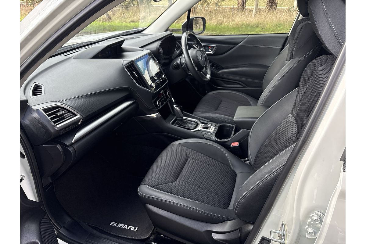 2023 Subaru Forester Hybrid L S5