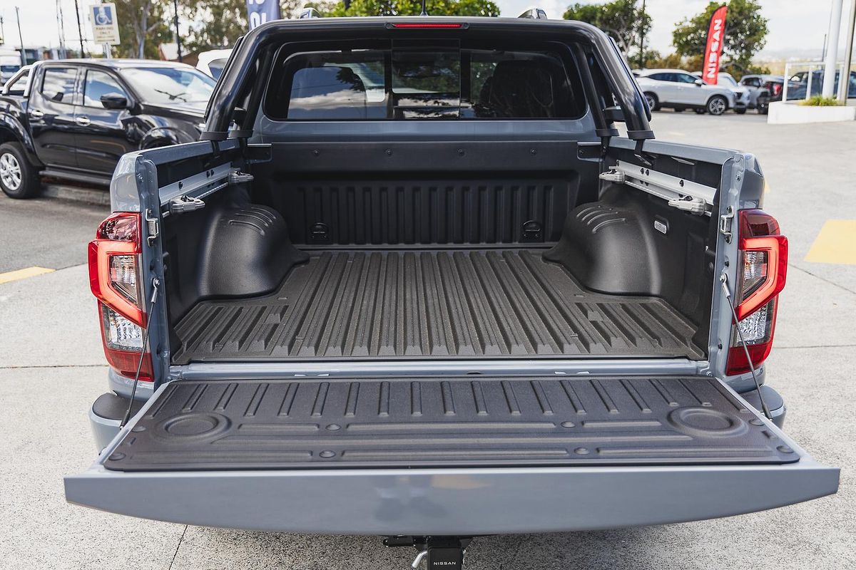 2025 Nissan Navara PRO-4X Warrior D23 4X4