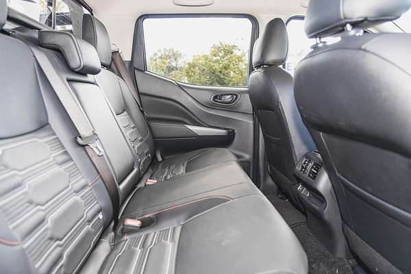 2025 Nissan Navara PRO-4X Warrior D23 4X4