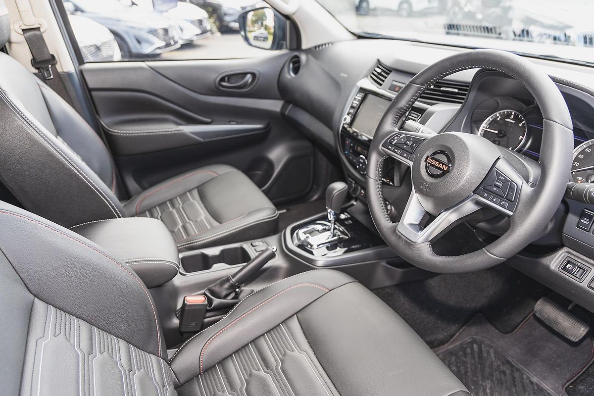2025 Nissan Navara PRO-4X Warrior D23 4X4