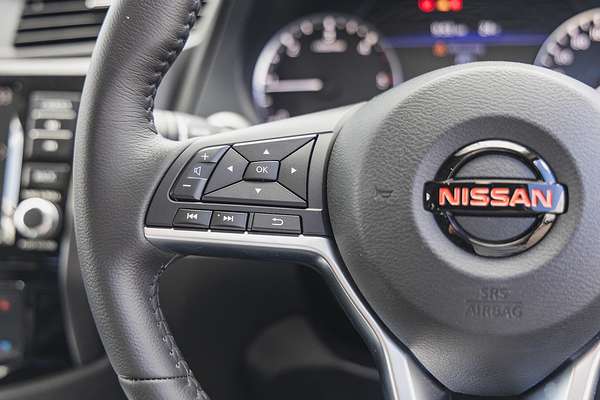 2025 Nissan Navara PRO-4X Warrior D23 4X4