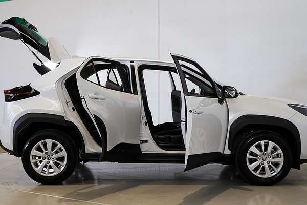 2023 Toyota Yaris Cross GX MXPB10R