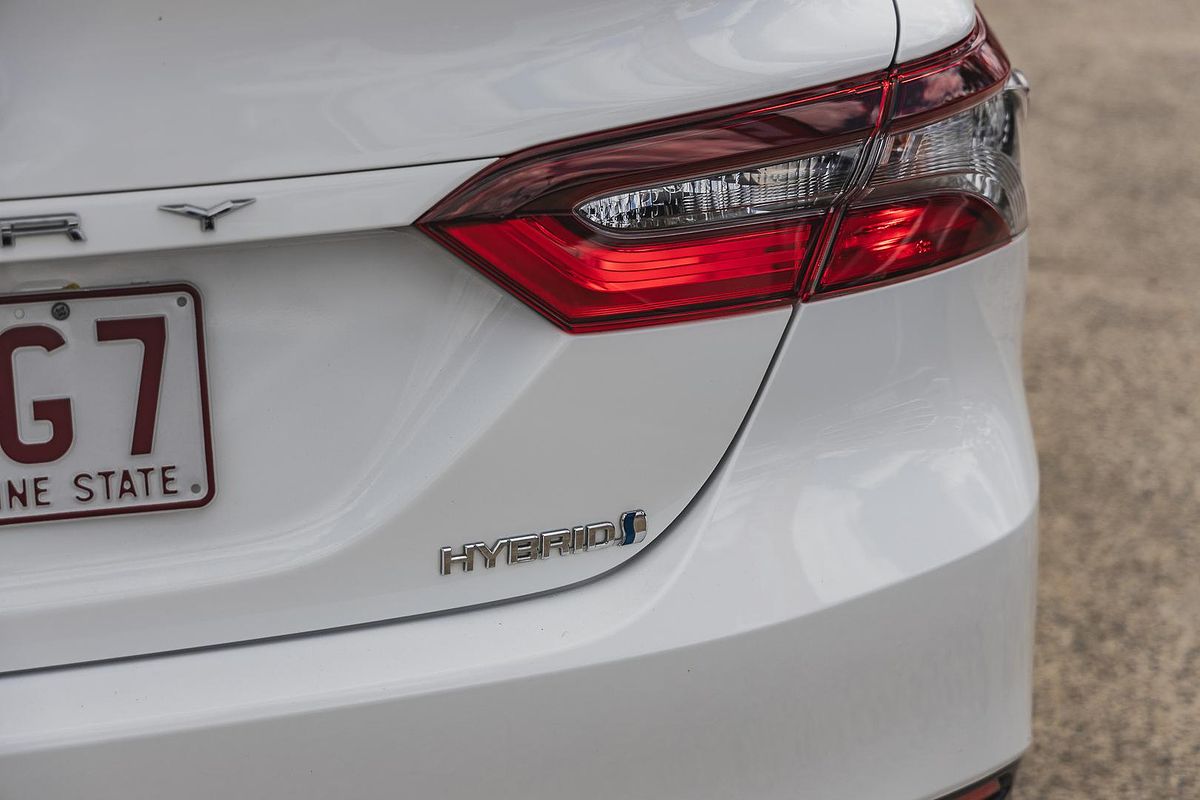 2024 Toyota Camry Ascent AXVH70R