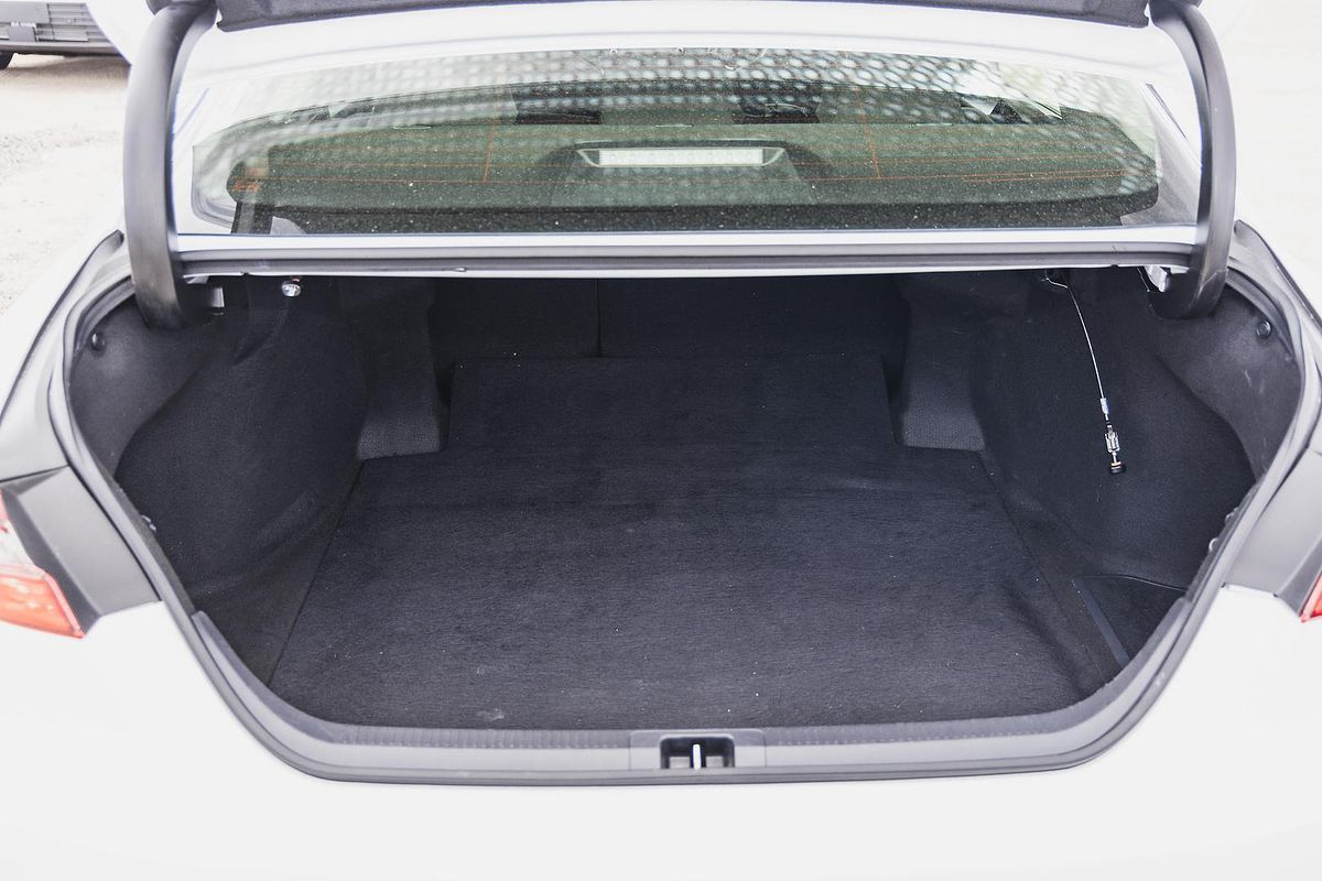 2024 Toyota Camry Ascent AXVH70R