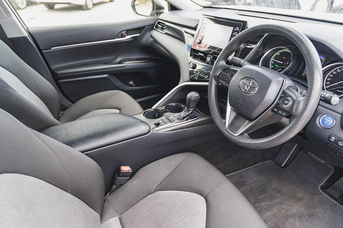 2024 Toyota Camry Ascent AXVH70R
