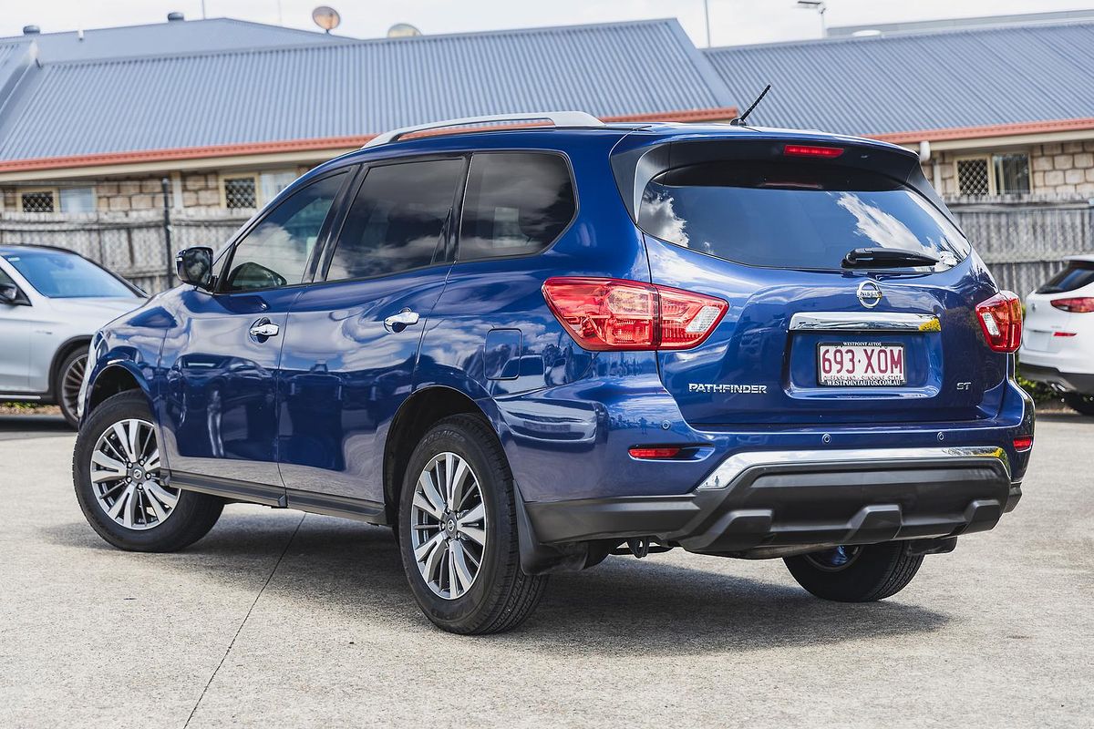2017 Nissan Pathfinder ST R52 Series II