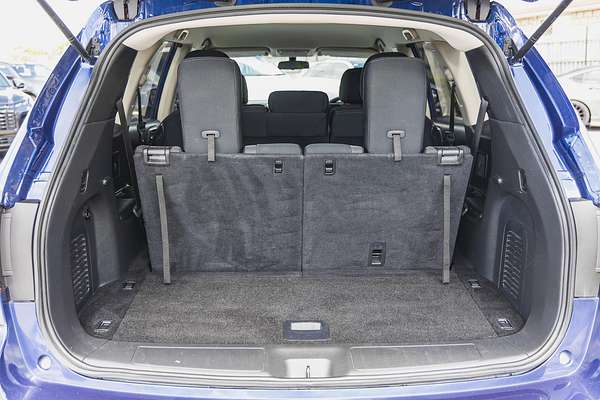 2017 Nissan Pathfinder ST R52 Series II