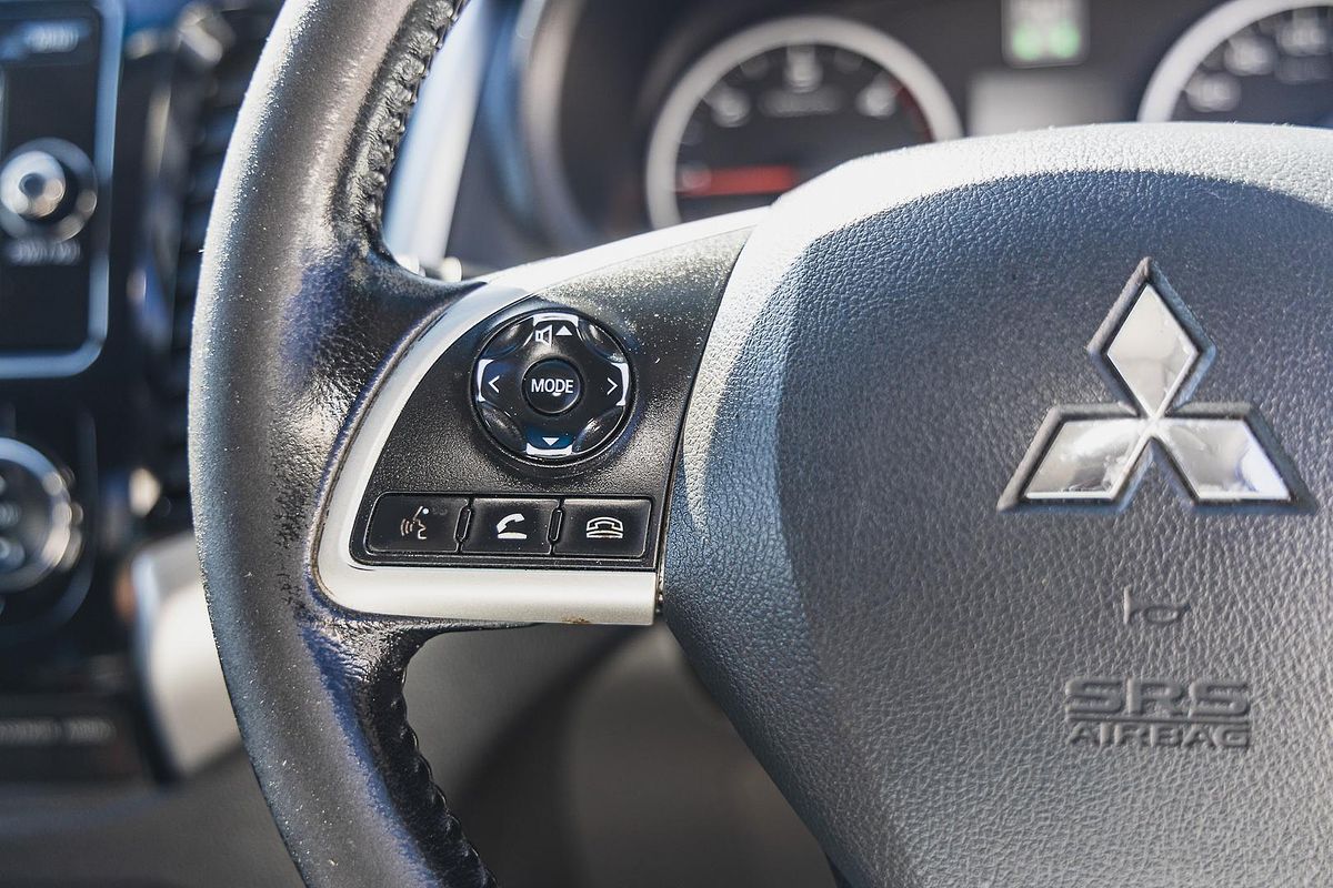 2015 Mitsubishi Triton GLS MQ 4X4
