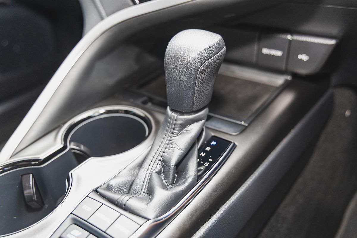 2024 Toyota Camry Ascent AXVH70R