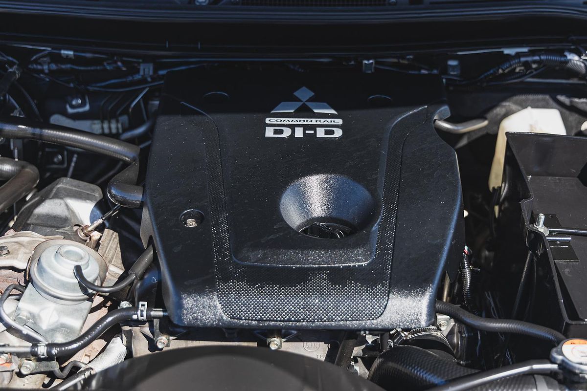 2015 Mitsubishi Triton GLS MQ 4X4