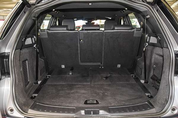 2020 Land Rover Discovery Sport P200 S L550