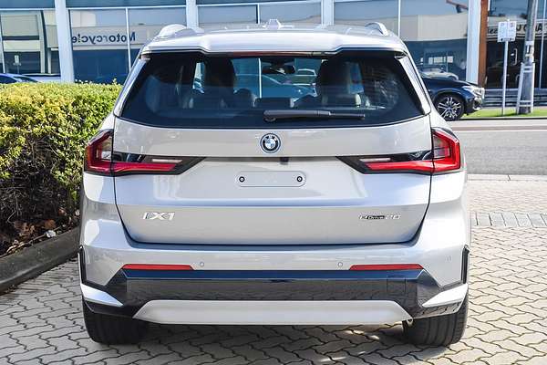 2024 BMW iX1 eDrive20 xLine U11