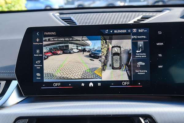 2024 BMW iX1 eDrive20 xLine U11