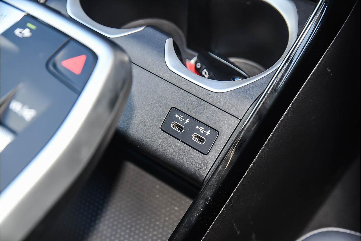 2024 BMW iX1 eDrive20 xLine U11