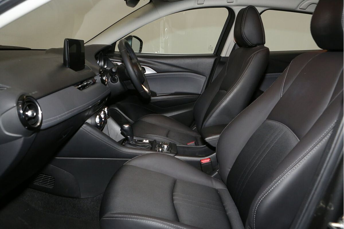 2022 Mazda CX-3 sTouring DK