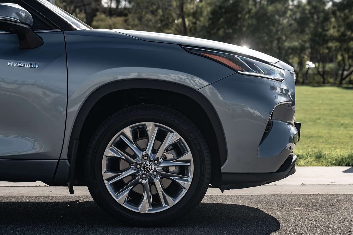 2024 Toyota Kluger Grande AXUH78R