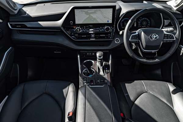 2024 Toyota Kluger Grande AXUH78R