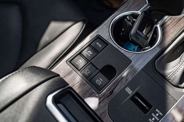 2024 Toyota Kluger Grande AXUH78R