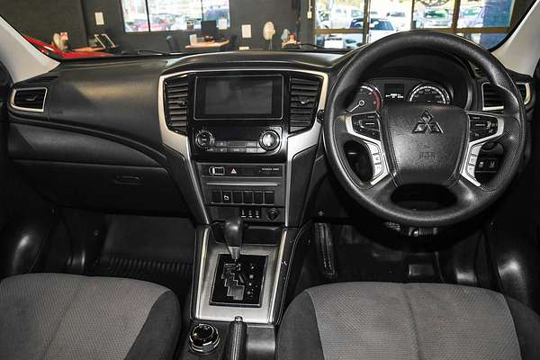 2019 Mitsubishi Triton GLX+ MR 4X4