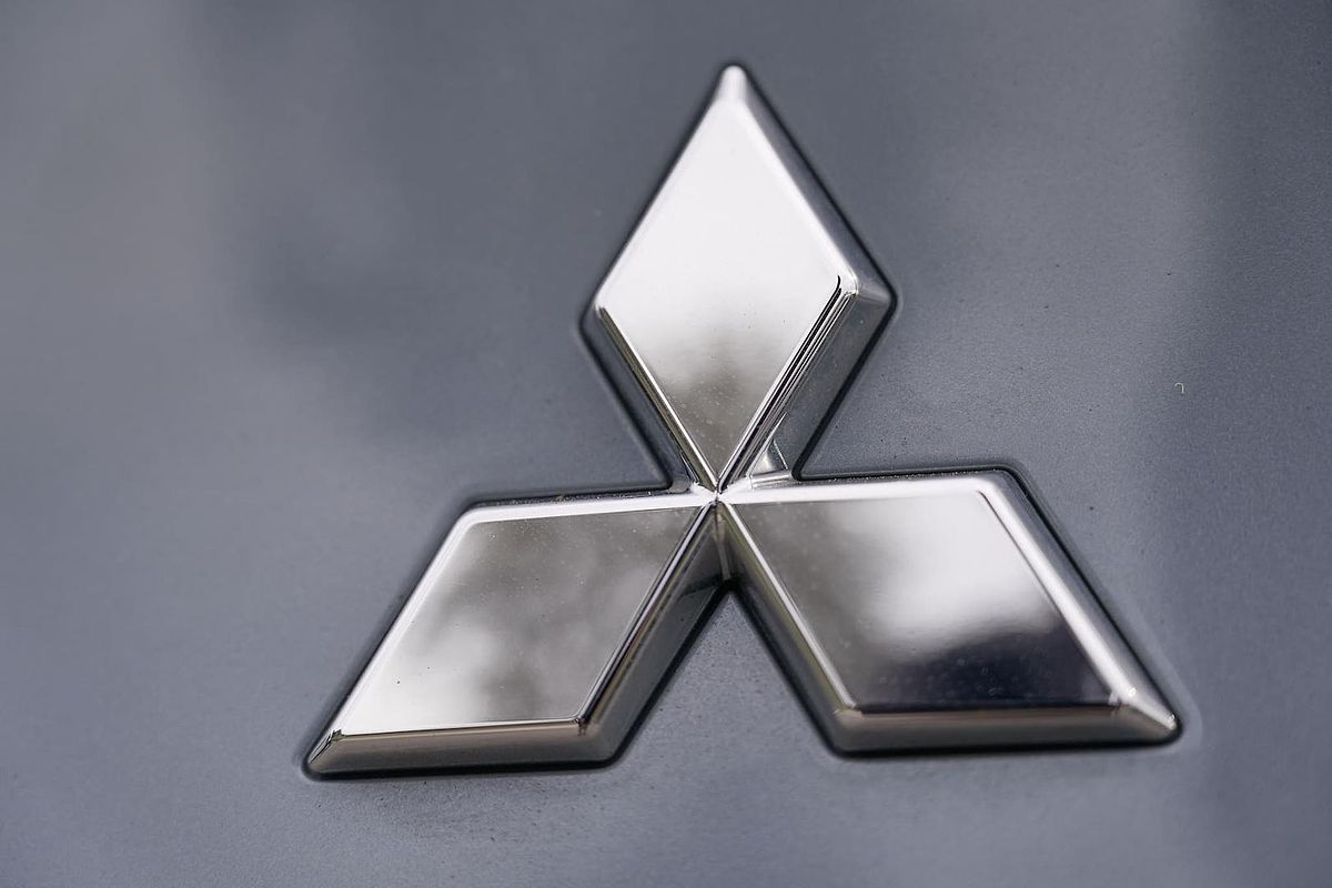 2025 Mitsubishi Outlander Exceed ZM