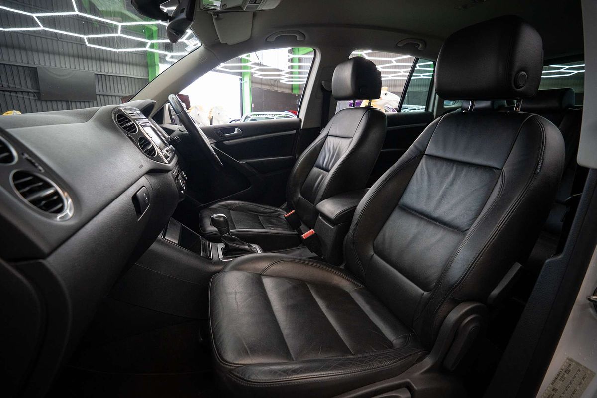 2011 Volkswagen Tiguan 155TSI 5N
