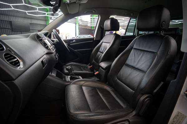 2011 Volkswagen Tiguan 155TSI 5N
