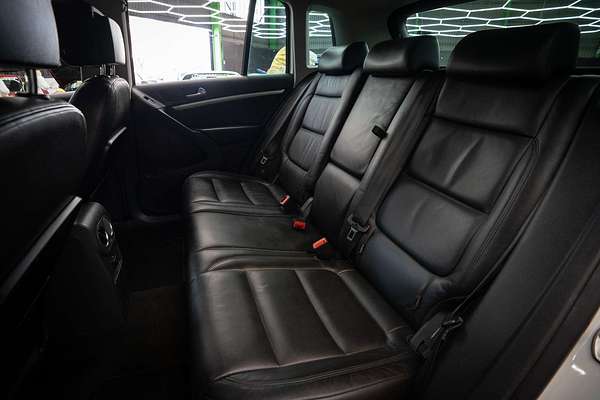 2011 Volkswagen Tiguan 155TSI 5N