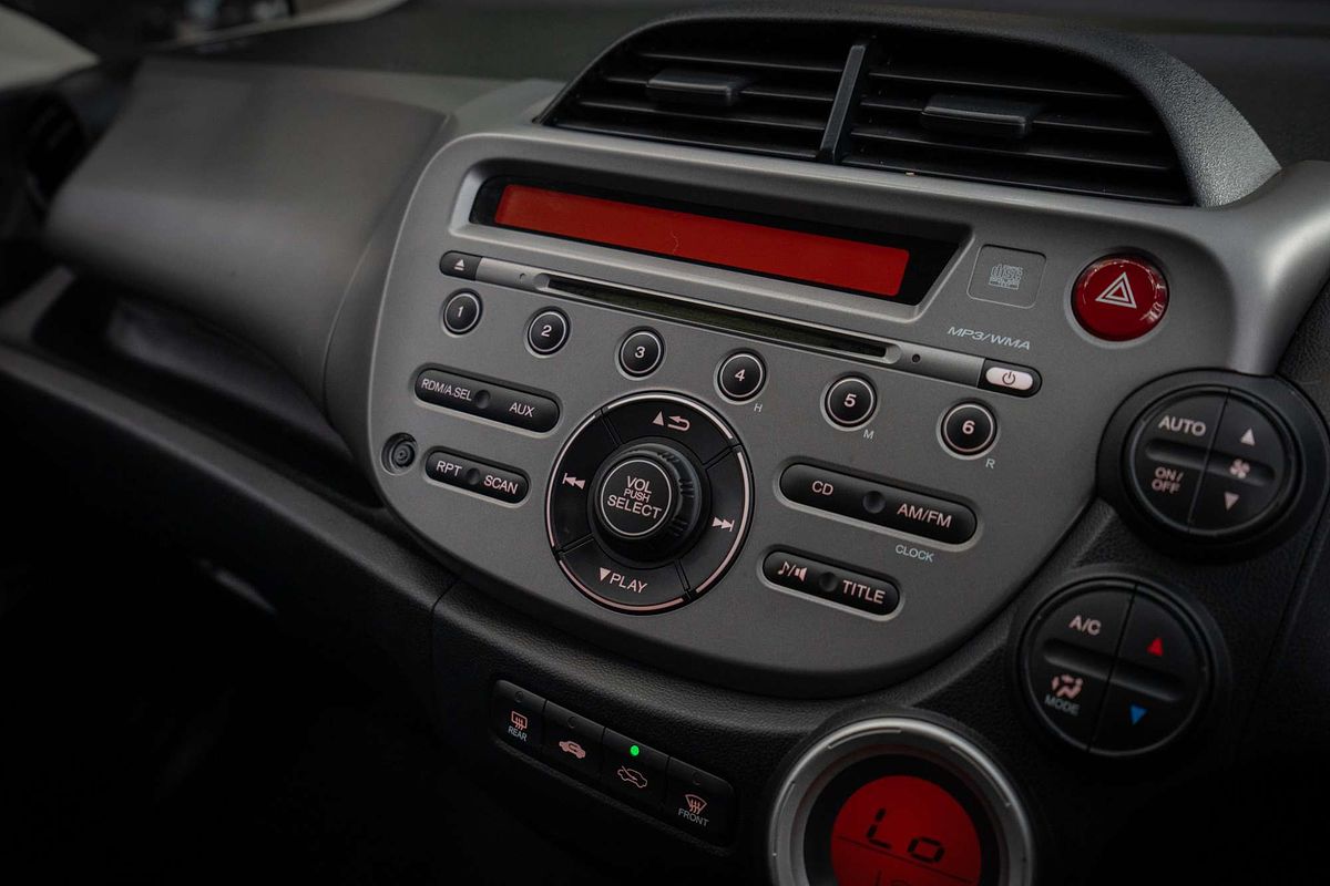 2012 Honda Jazz Vibe GE