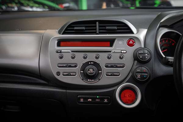 2012 Honda Jazz Vibe GE