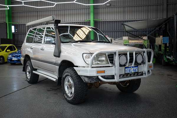 2001 Toyota Landcruiser GXL HZJ105R