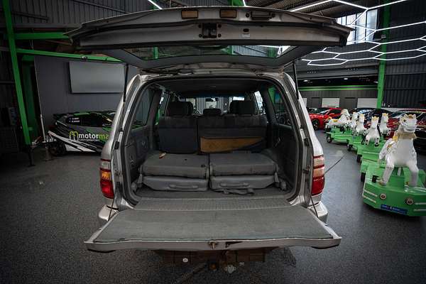 2001 Toyota Landcruiser GXL HZJ105R