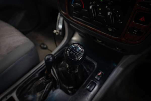 2001 Toyota Landcruiser GXL HZJ105R