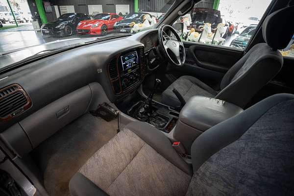 2001 Toyota Landcruiser GXL HZJ105R