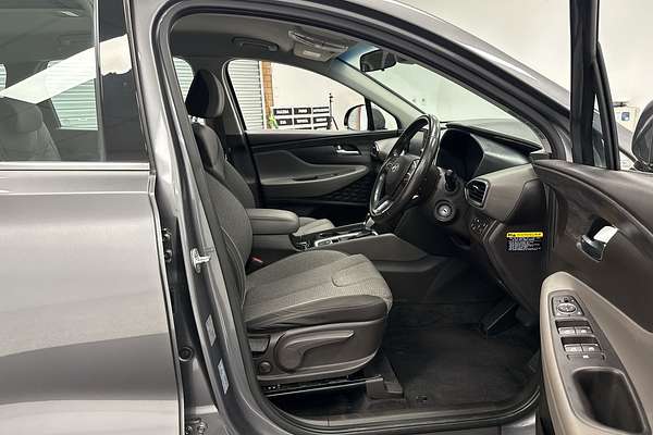 2020 Hyundai Santa Fe Active TM.2