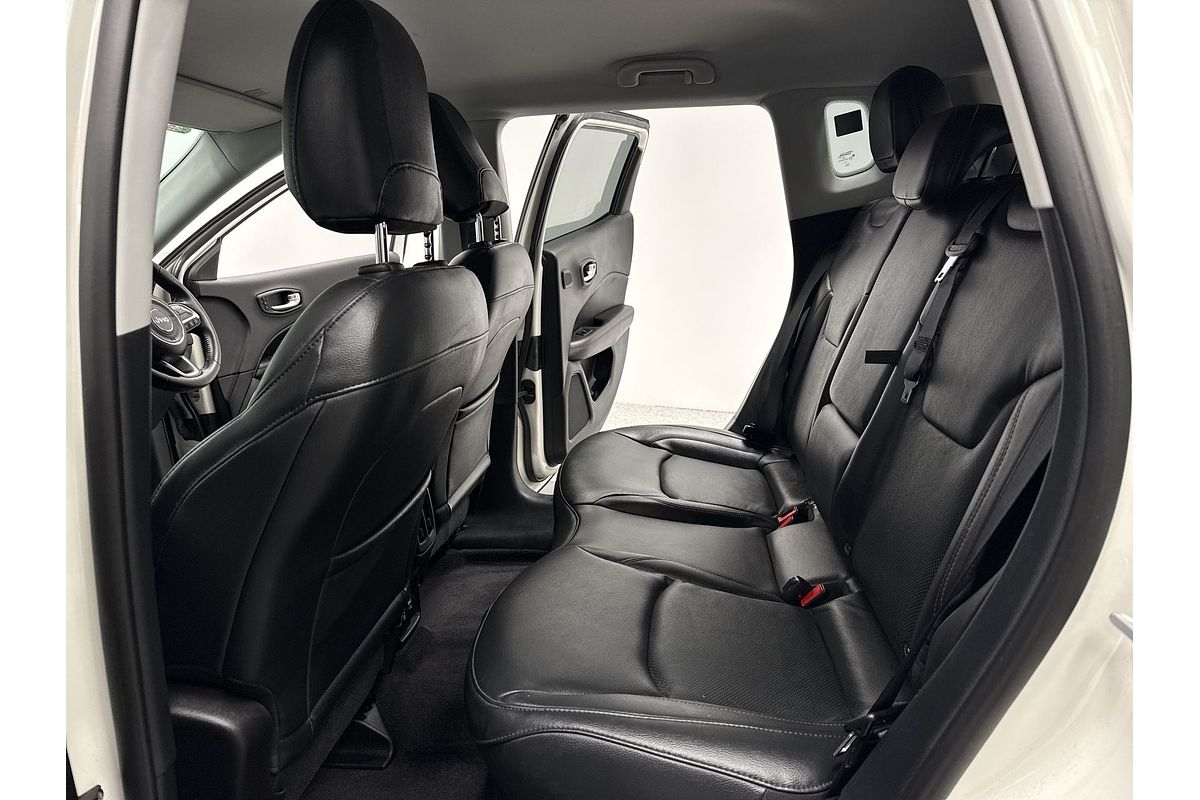 2020 Jeep Compass Limited M6