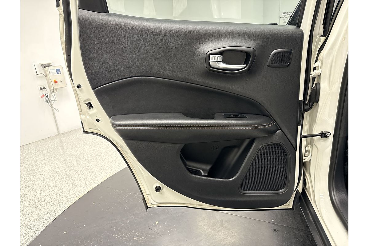 2020 Jeep Compass Limited M6