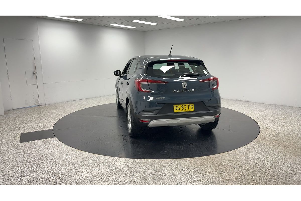2023 Renault Captur Life XJB
