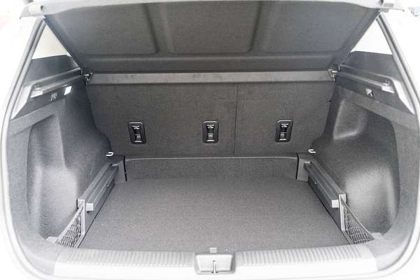 2025 MG MGS5 EV Essence 62 ZS3EM