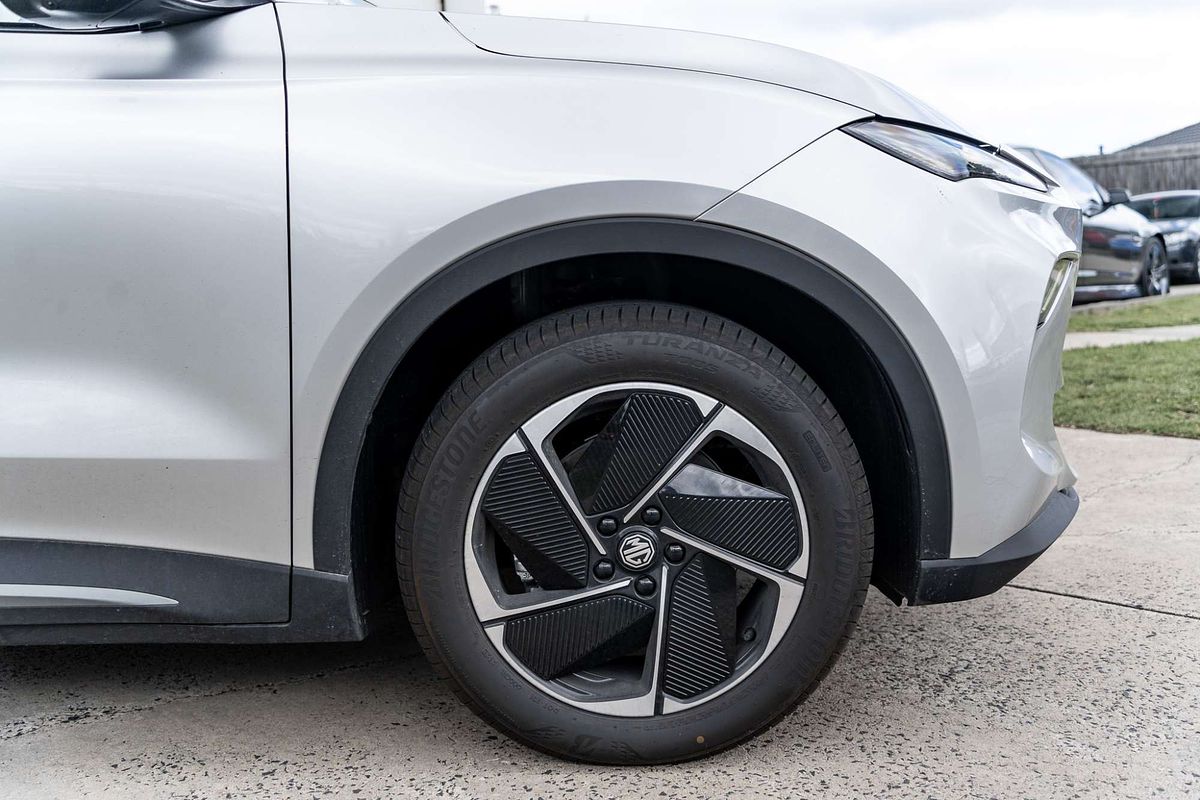 2025 MG MGS5 EV Essence 62 ZS3EM