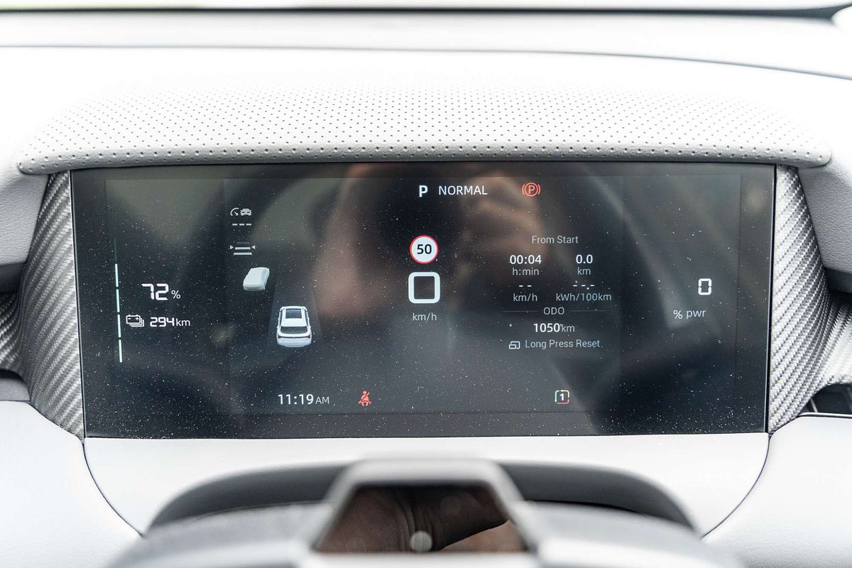 2025 MG MGS5 EV Essence 62 ZS3EM