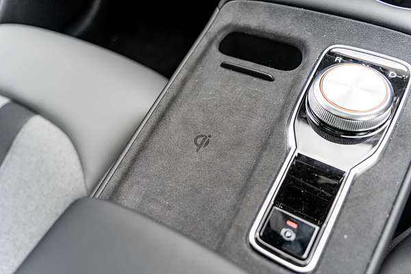 2025 MG MGS5 EV Essence 62 ZS3EM