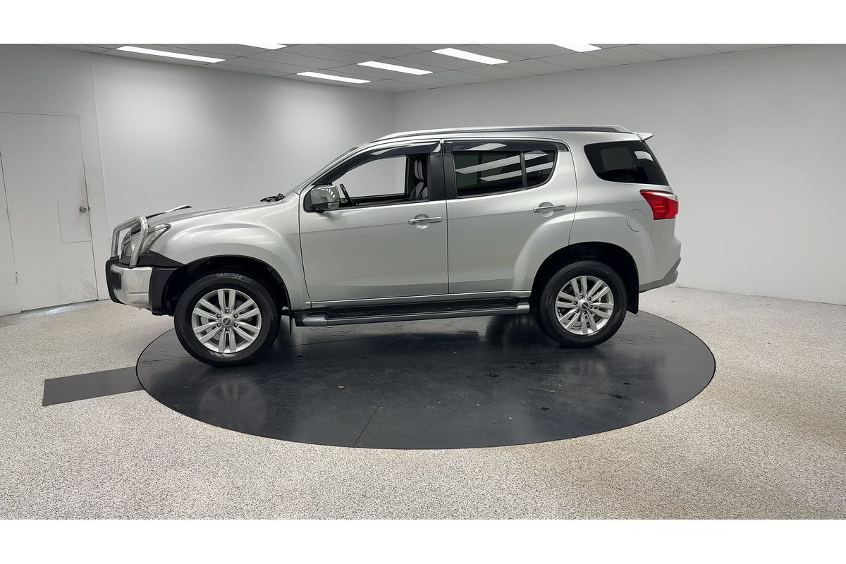 2018 Isuzu MU-X LS-T