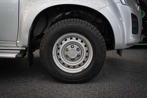 2017 Isuzu D-MAX SX Rear Wheel Drive