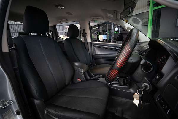 2017 Isuzu D-MAX SX Rear Wheel Drive