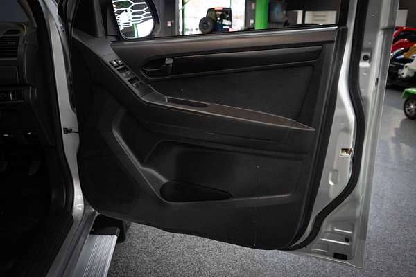 2017 Isuzu D-MAX SX Rear Wheel Drive