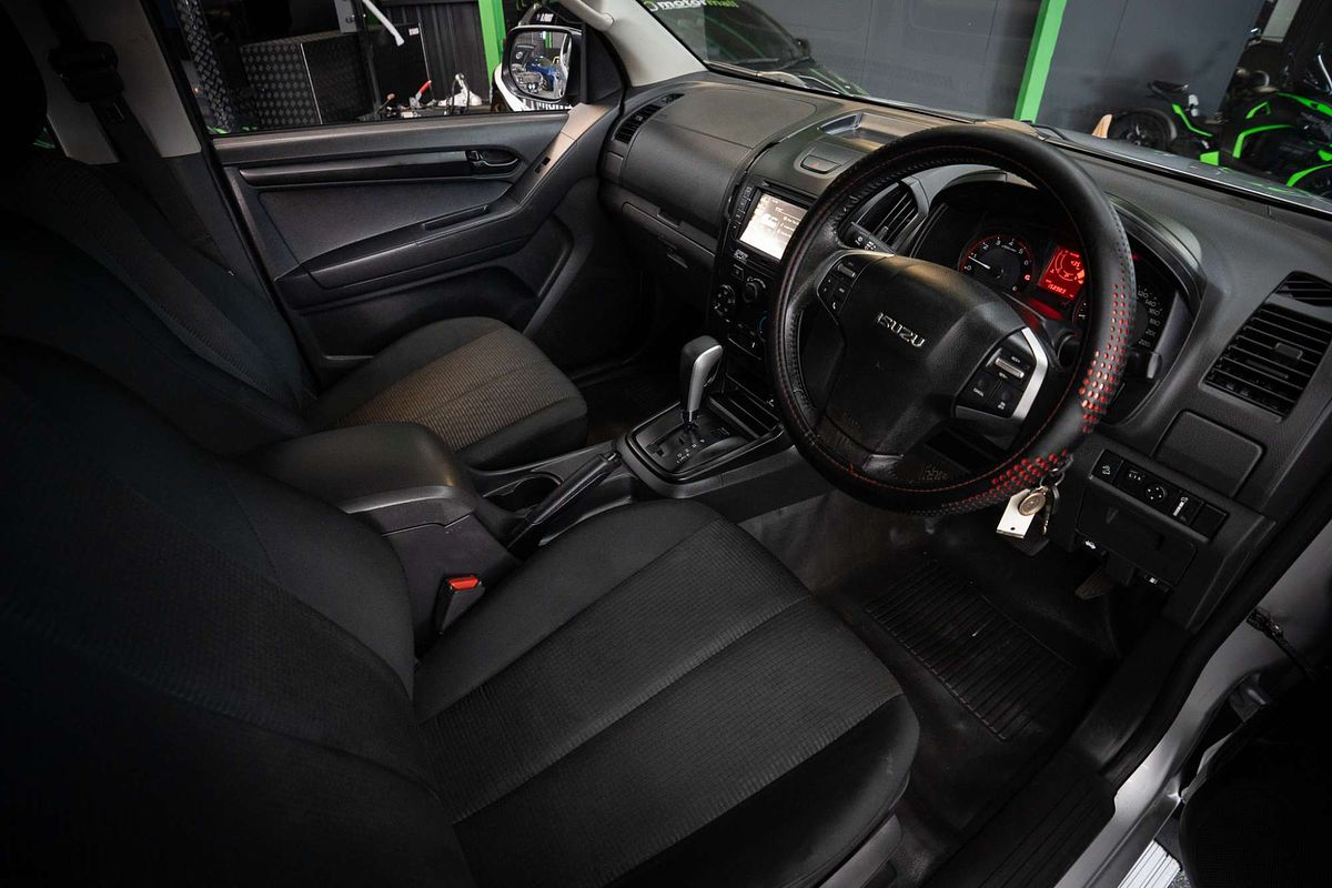 2017 Isuzu D-MAX SX Rear Wheel Drive