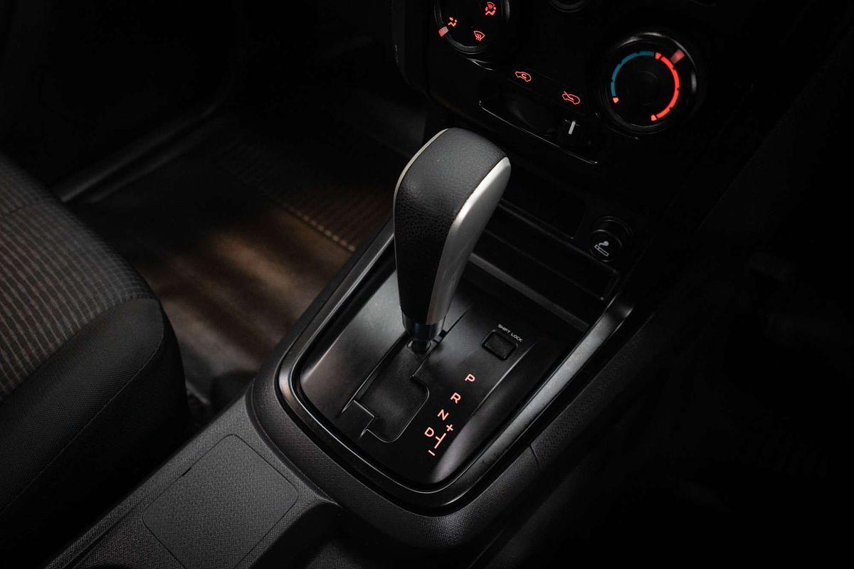 2017 Isuzu D-MAX SX Rear Wheel Drive