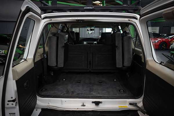 2016 Nissan Patrol ST Y61